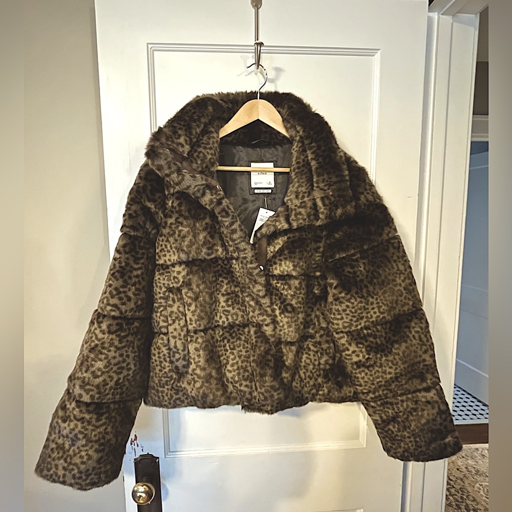 Abercrombie & Fitch Mini Puffer Jacket